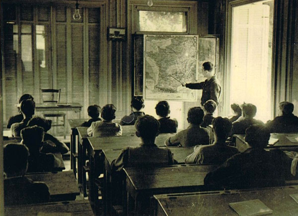Cours de géographie en 1946.